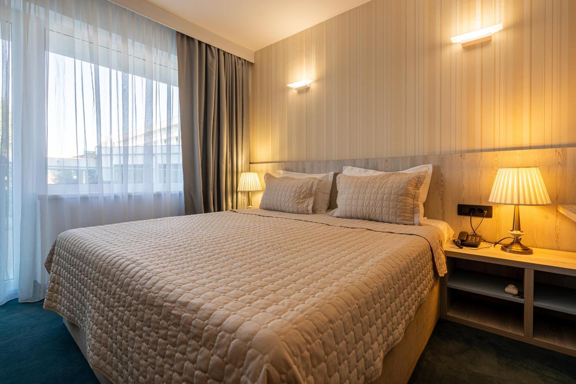 Dorna Hotel