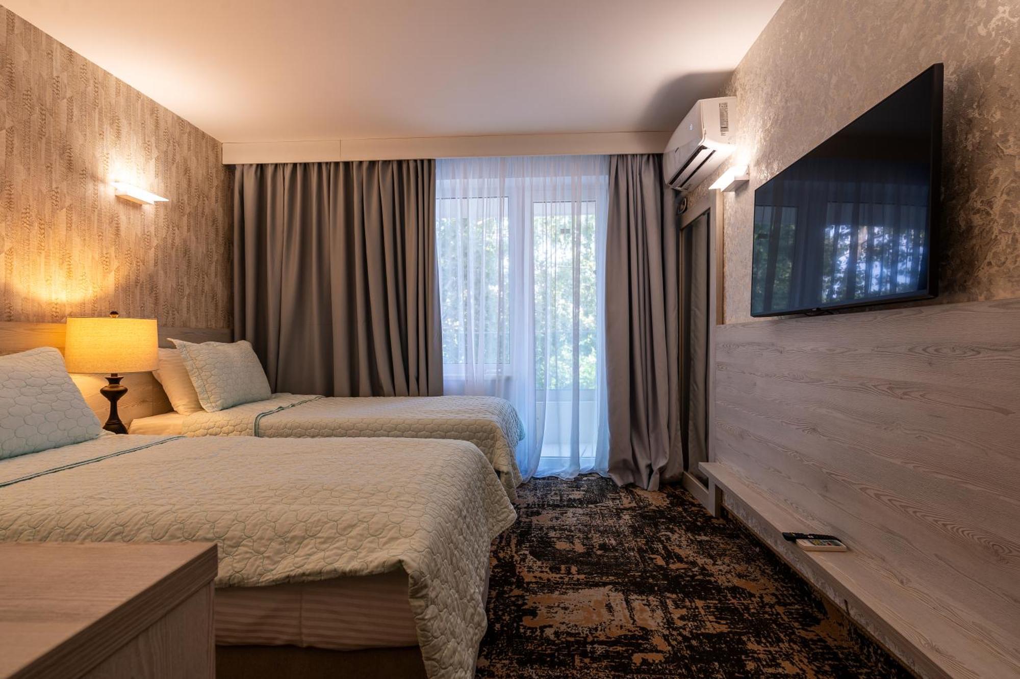 Hotel Dorna 4*